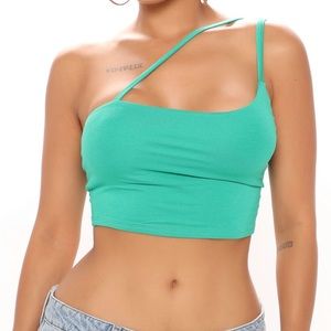 Cross your path strappy crop top -Kelly green